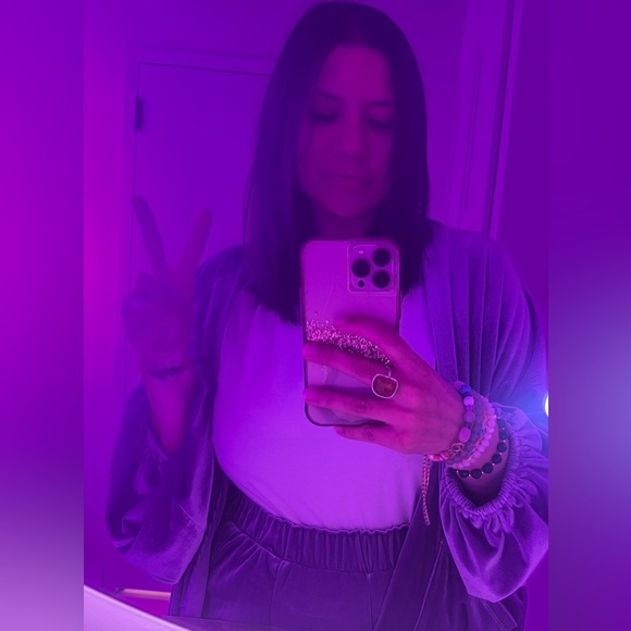 jensfashionfunk is LIVE 🪩🌼💗 - Picture 9 of 9